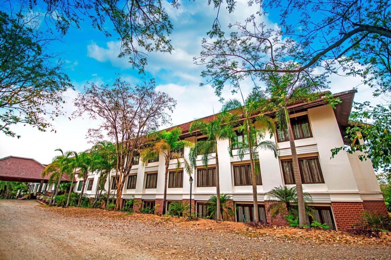 Tak Andaman Resort & Hotel Zewnętrze zdjęcie